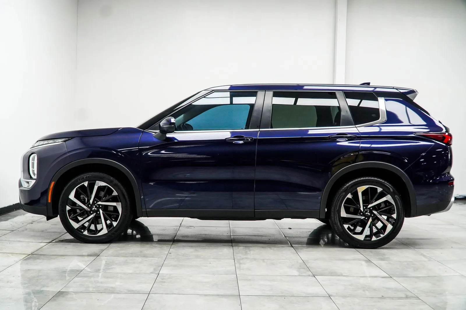 2024 Mitsubishi Outlander SE, photo 9