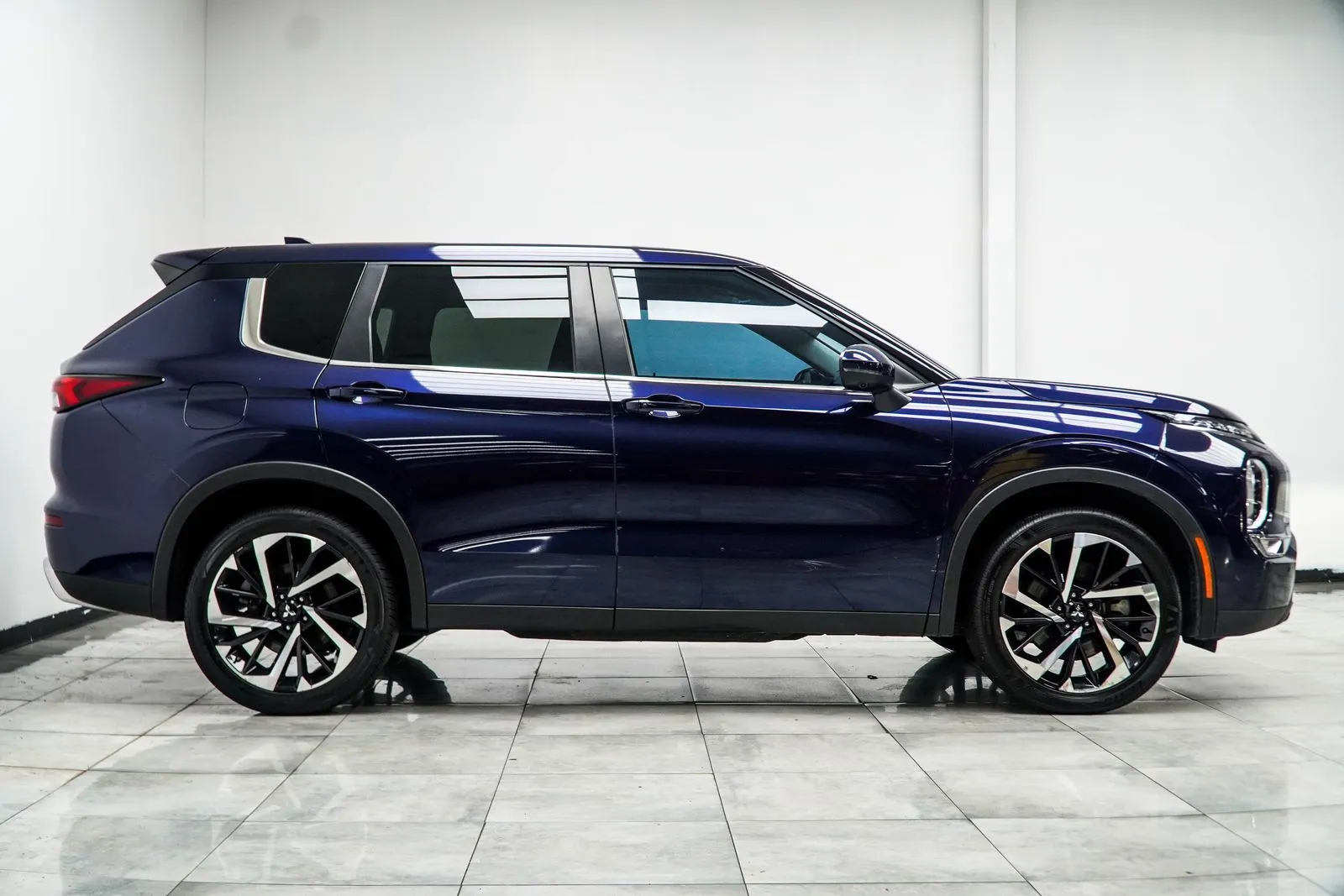 2024 Mitsubishi Outlander SE, photo 6
