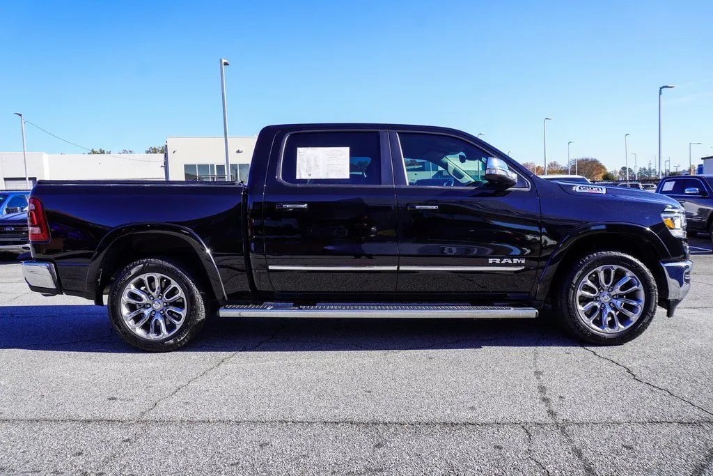 2022 Ram 1500 Laramie, photo 28