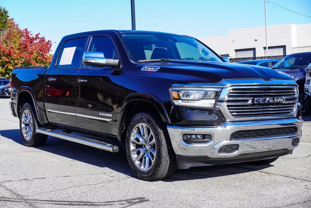 2022 Ram 1500 Laramie, photo 3