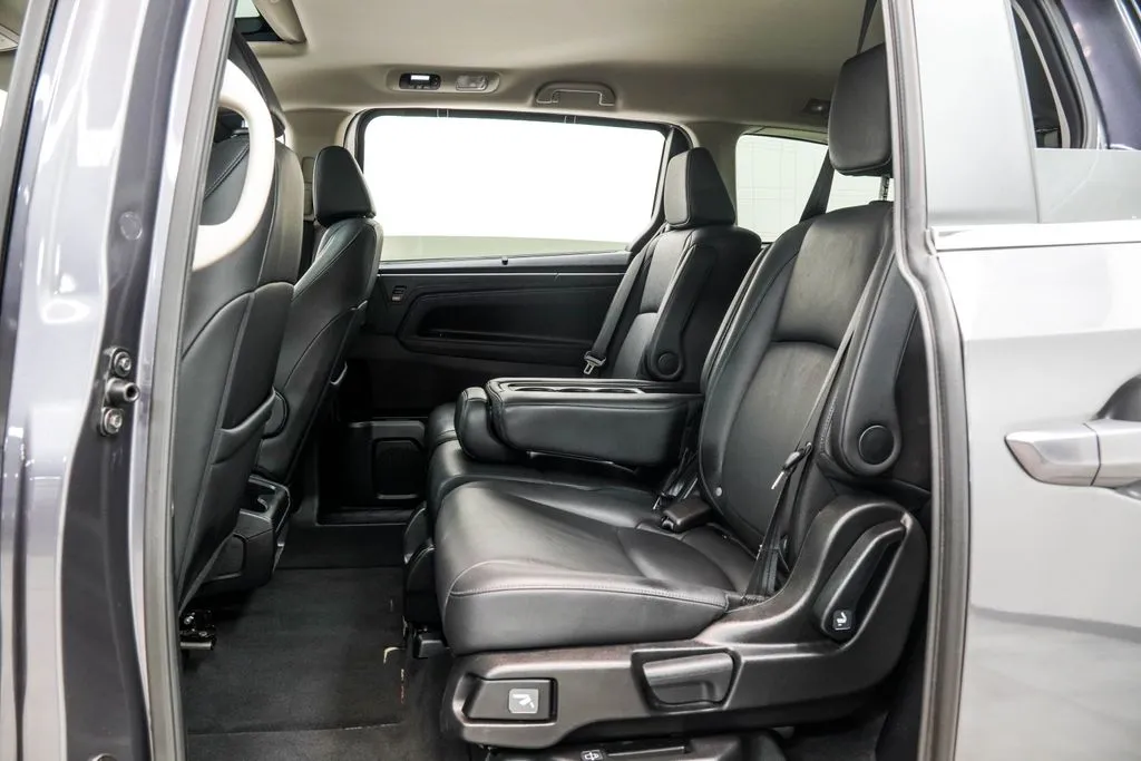 2025 Honda Odyssey EX-L, photo 17