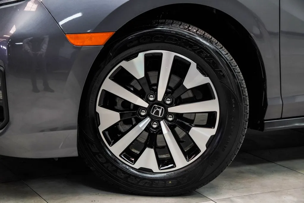 2025 Honda Odyssey EX-L, photo 4