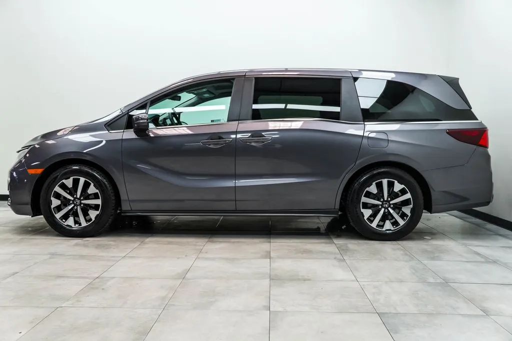 2025 Honda Odyssey EX-L, photo 9