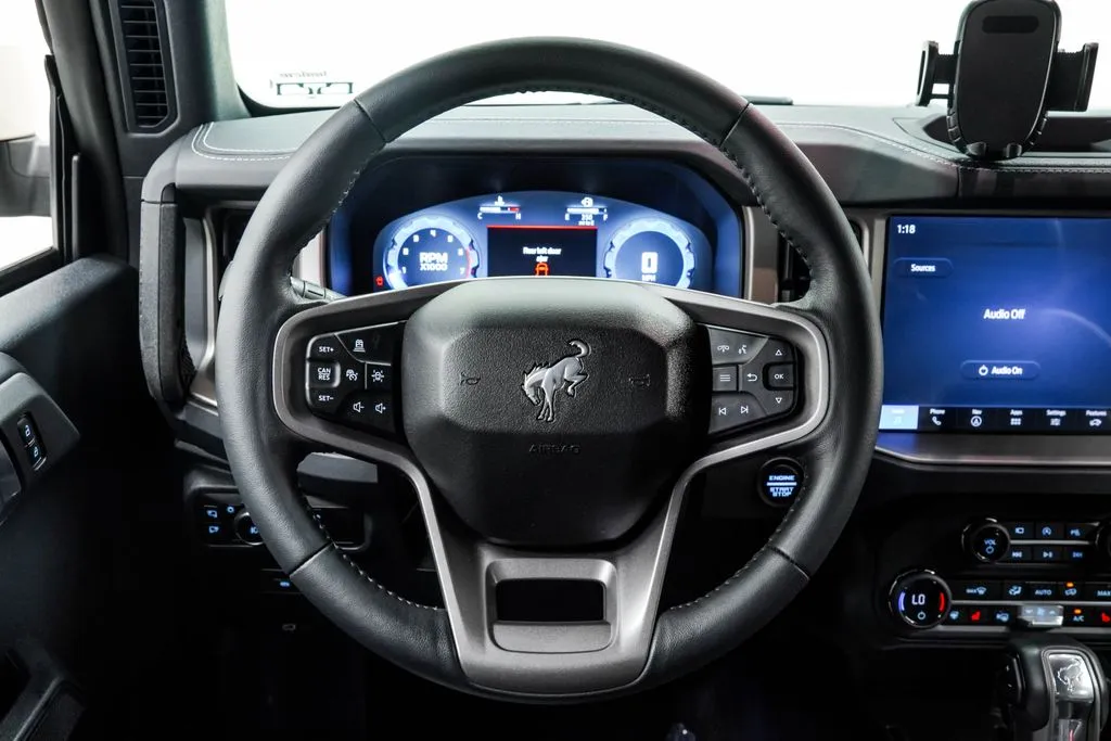 2025 Ford Bronco Outer Banks, photo 24