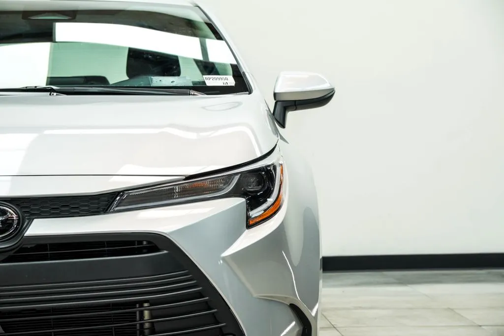 2024 Toyota Corolla LE, photo 5