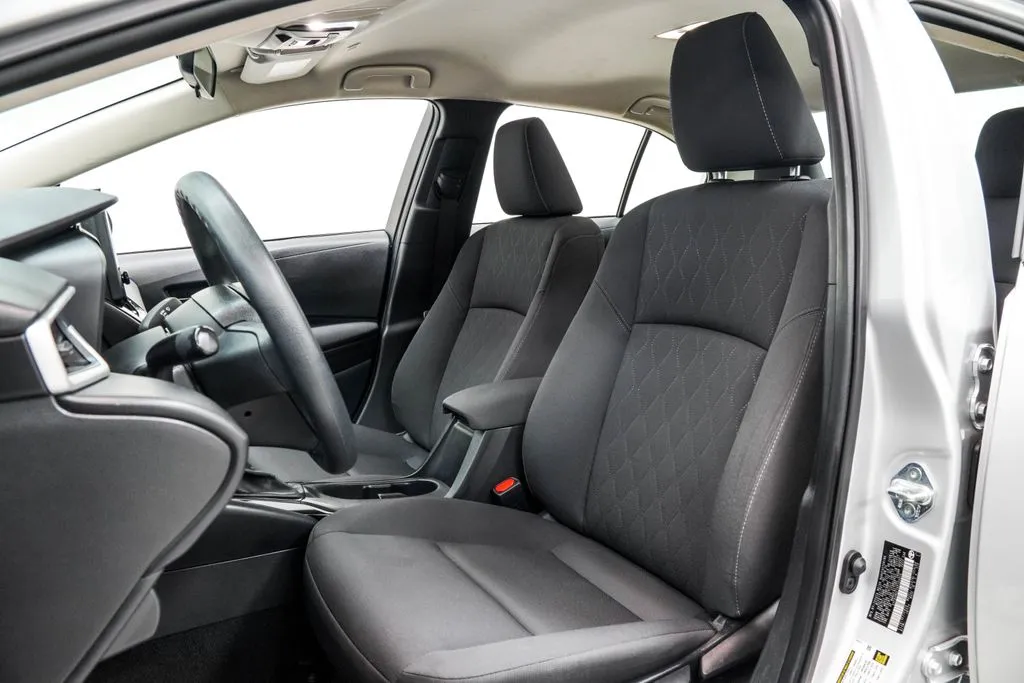 2024 Toyota Corolla LE, photo 13