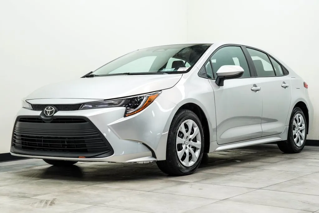 2024 Toyota Corolla LE, photo 6