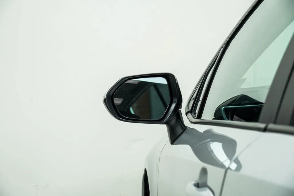 2024 Toyota Corolla LE, photo 12