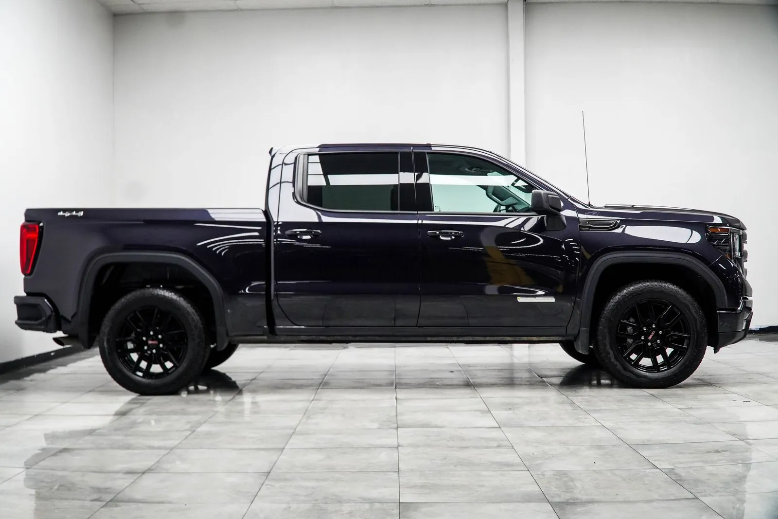 2024 GMC Sierra 1500 Elevation, photo 7