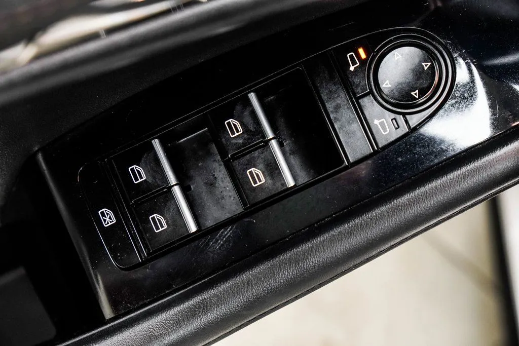 2022 Mazda Mazda3 Premium Plus, photo 40