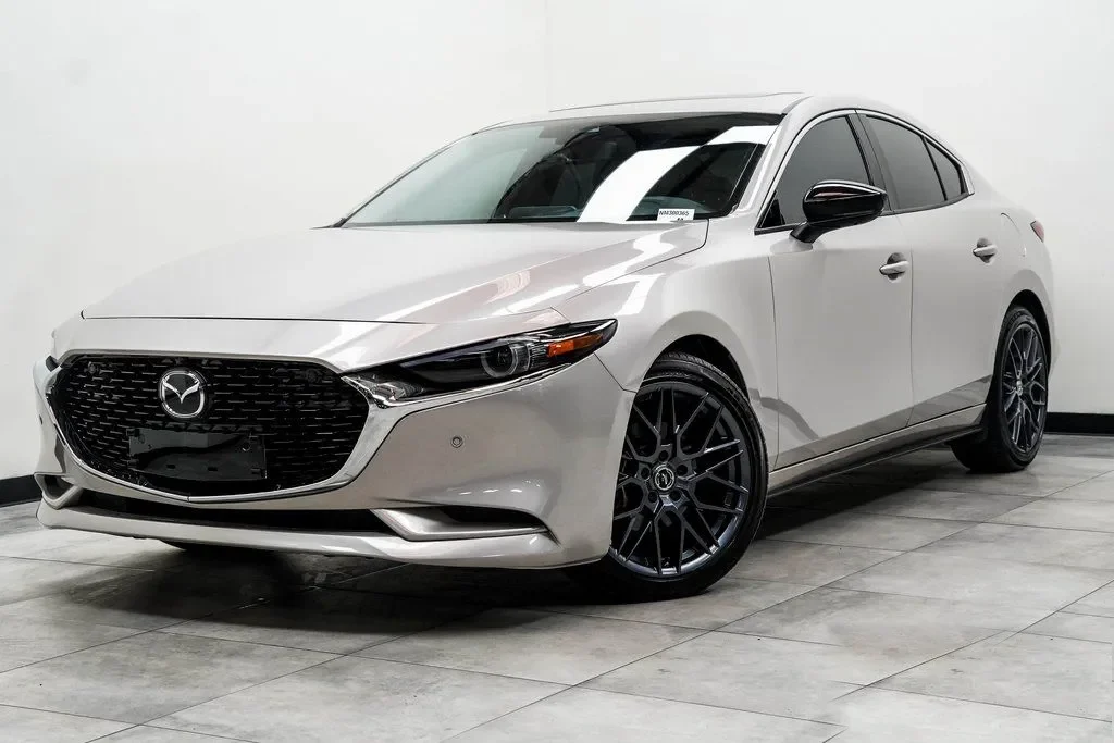 2022 Mazda Mazda3 Premium Plus, photo 1