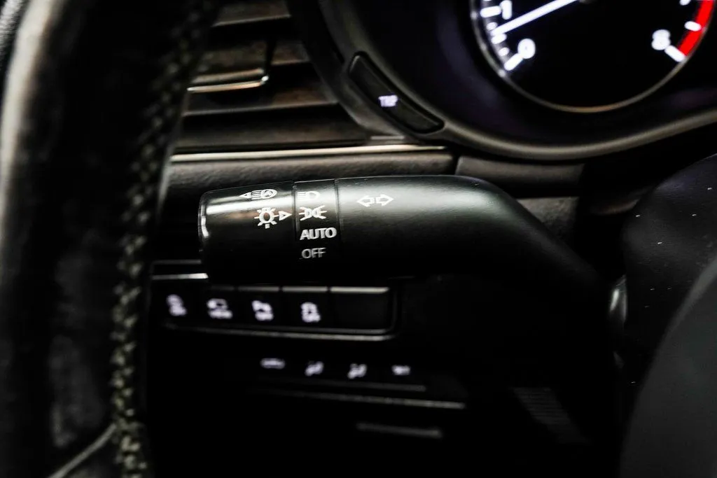 2022 Mazda Mazda3 Premium Plus, photo 32