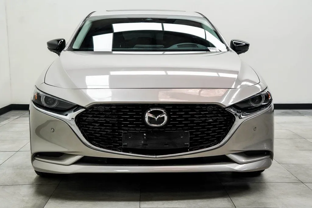 2022 Mazda Mazda3 Premium Plus, photo 3