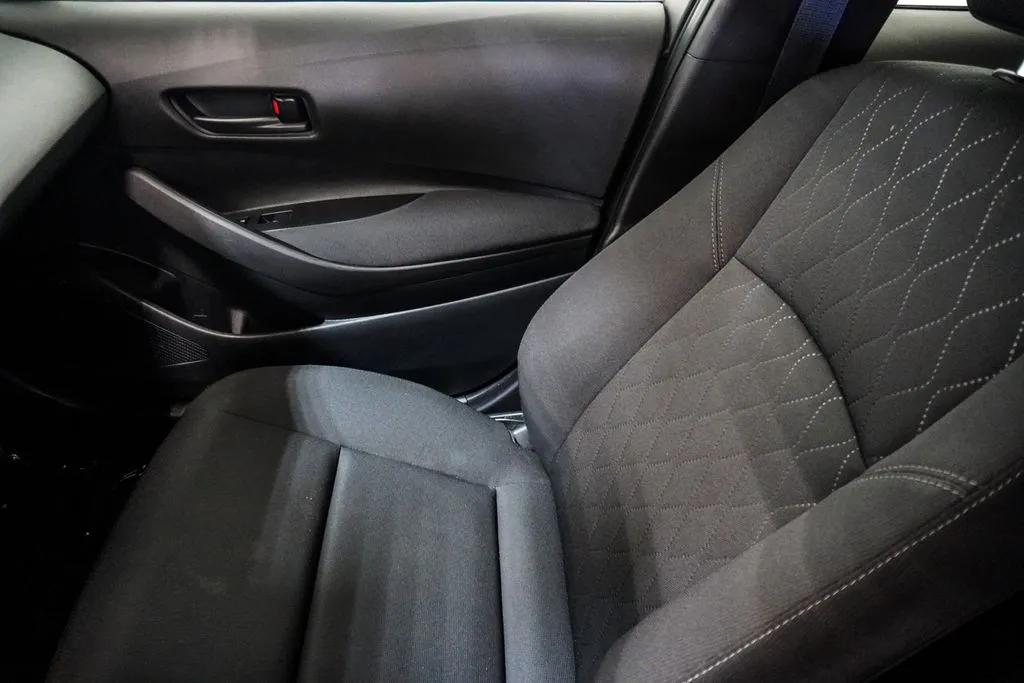 2025 Toyota Corolla LE, photo 20