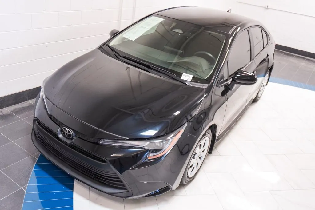 2025 Toyota Corolla LE, photo 30