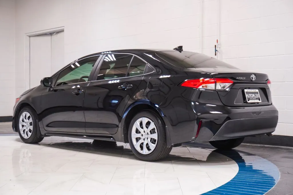 2025 Toyota Corolla LE, photo 23