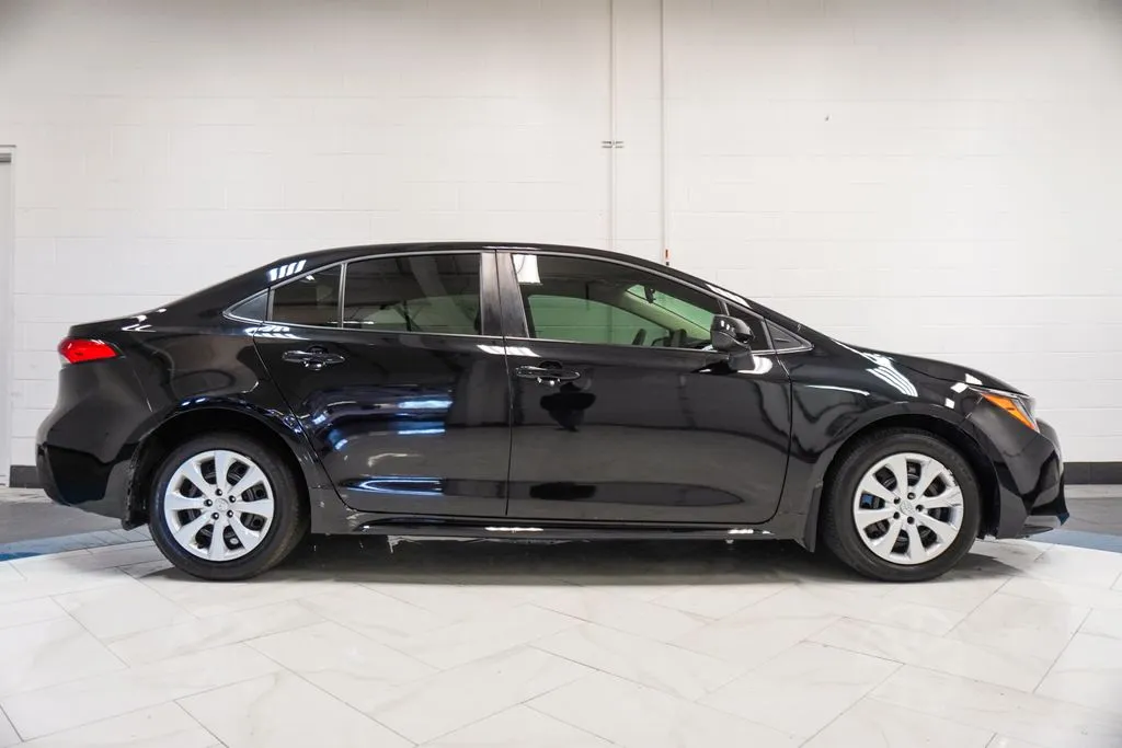 2025 Toyota Corolla LE, photo 25