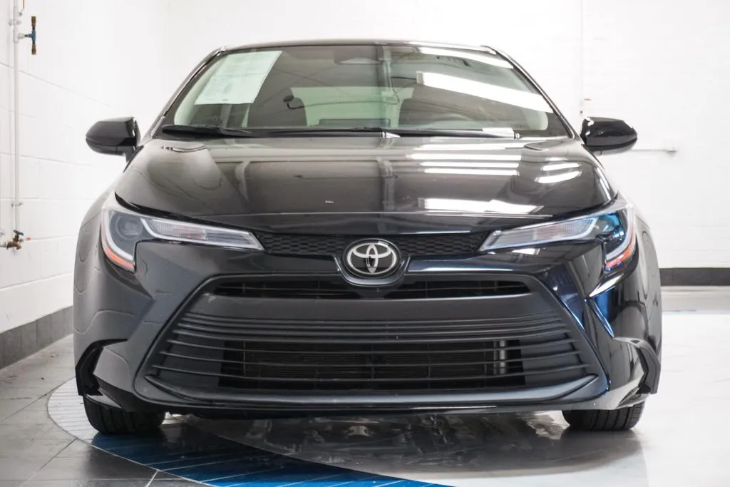 2025 Toyota Corolla LE, photo 26