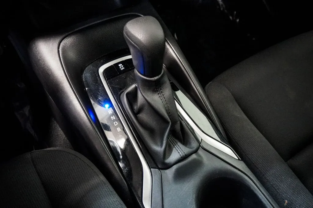 2025 Toyota Corolla LE, photo 18