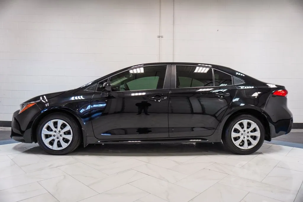 2025 Toyota Corolla LE, photo 24