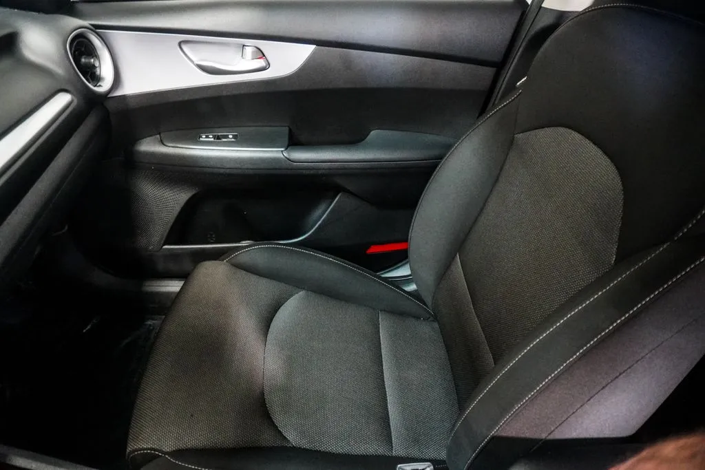 2024 Kia Forte LXS, photo 20