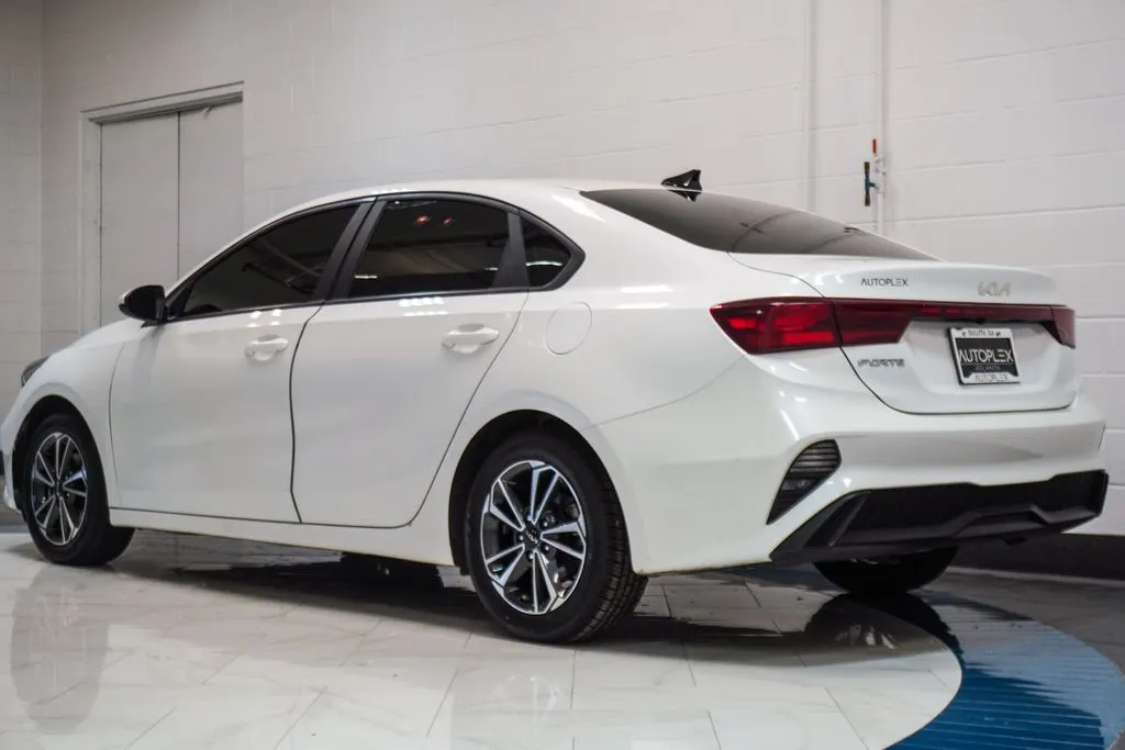 2024 Kia Forte LXS, photo 23