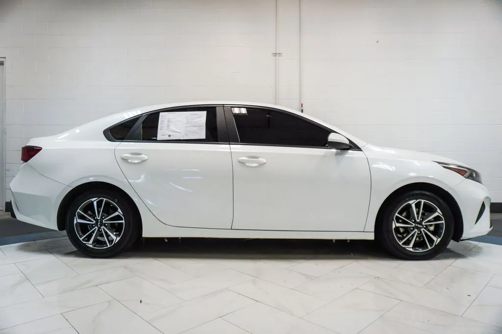2024 Kia Forte LXS, photo 25