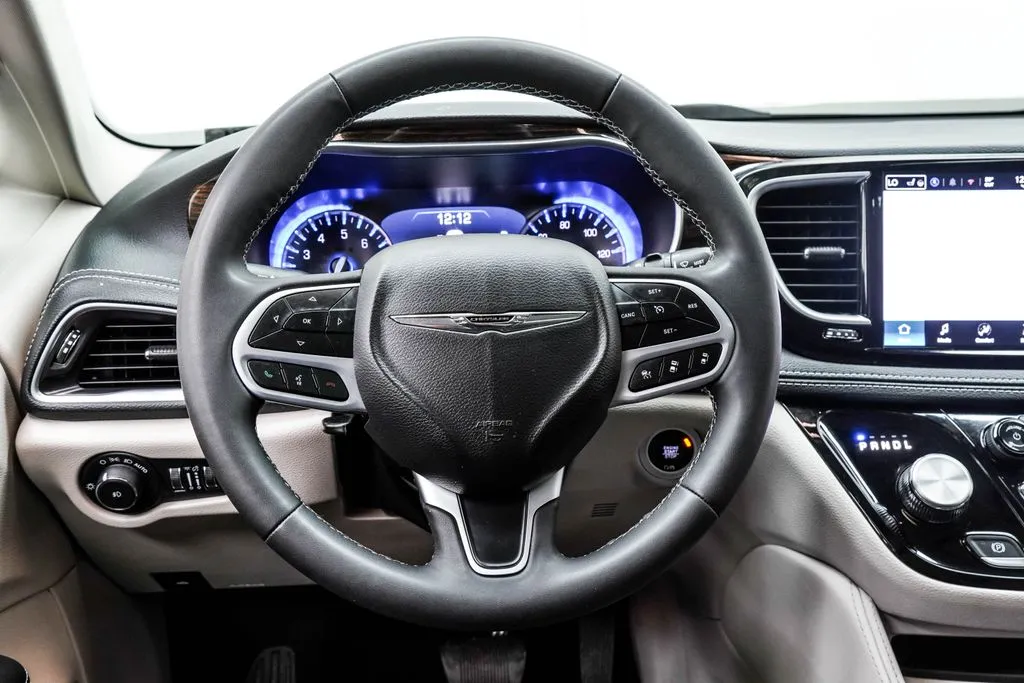 2023 Chrysler Pacifica Limited, photo 22
