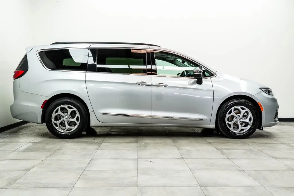 2023 Chrysler Pacifica Limited, photo 5