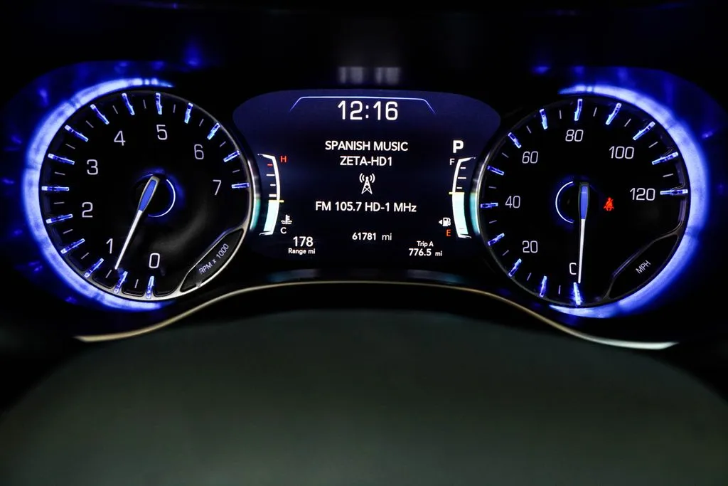 2023 Chrysler Pacifica Limited, photo 32