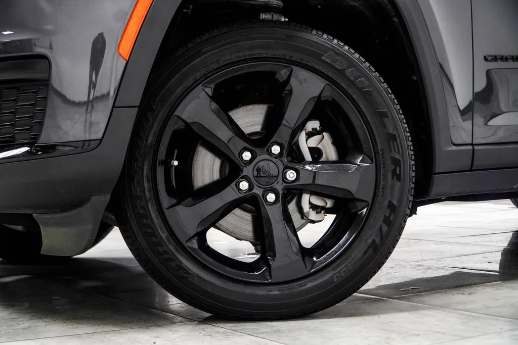 2023 Jeep Grand Cherokee L Altitude, photo 5