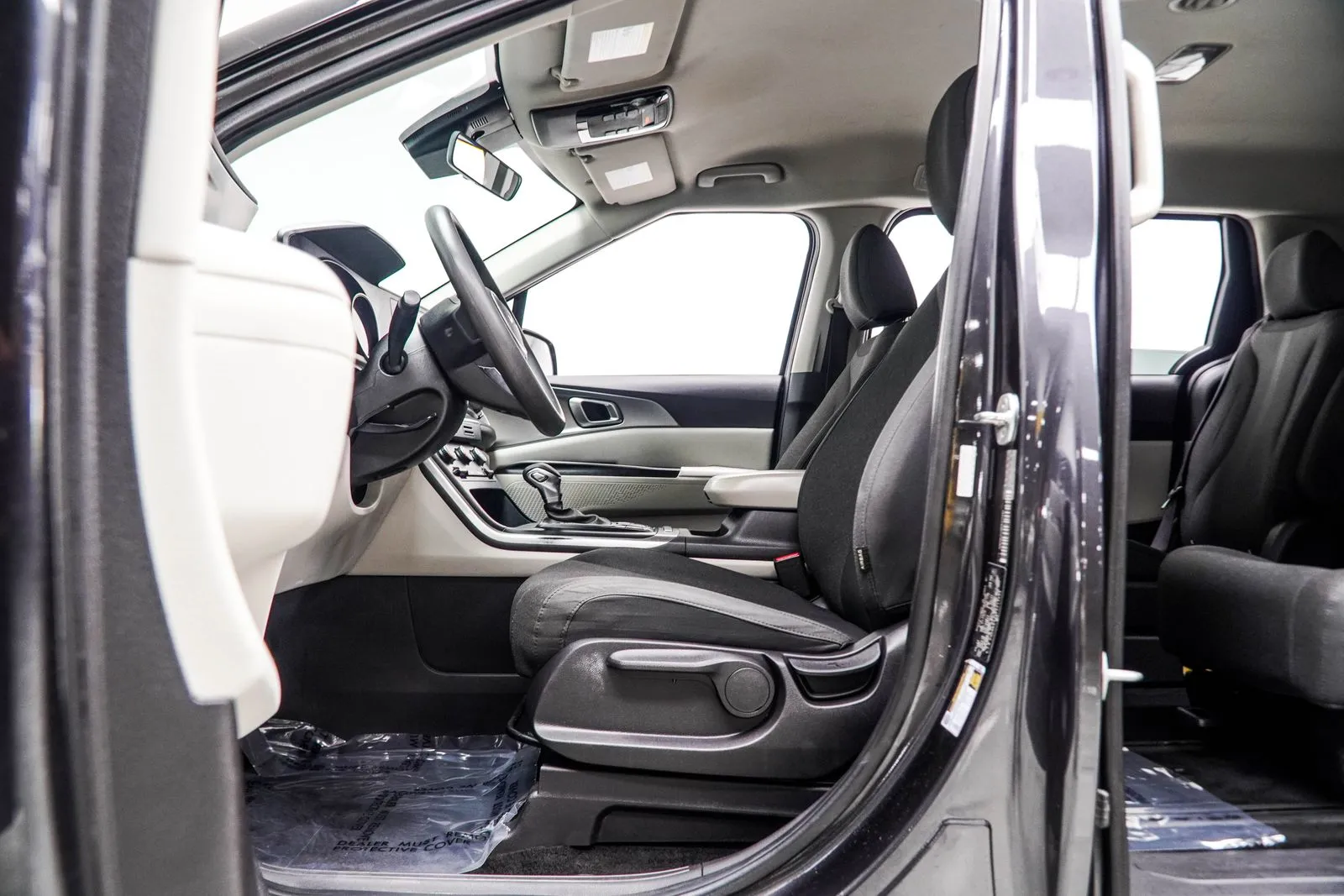 2023 Kia Carnival LX, photo 36