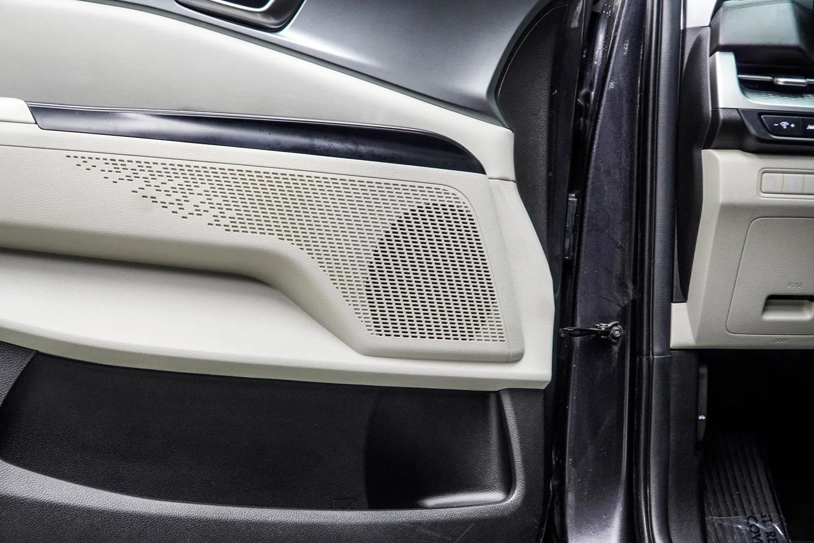 2023 Kia Carnival LX, photo 33