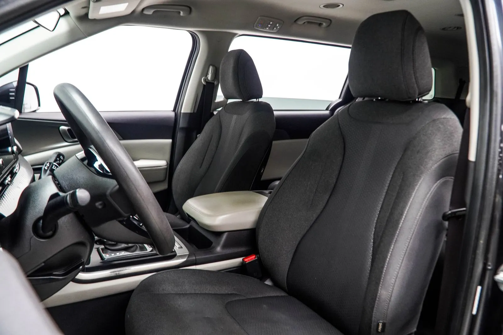 2023 Kia Carnival LX, photo 35