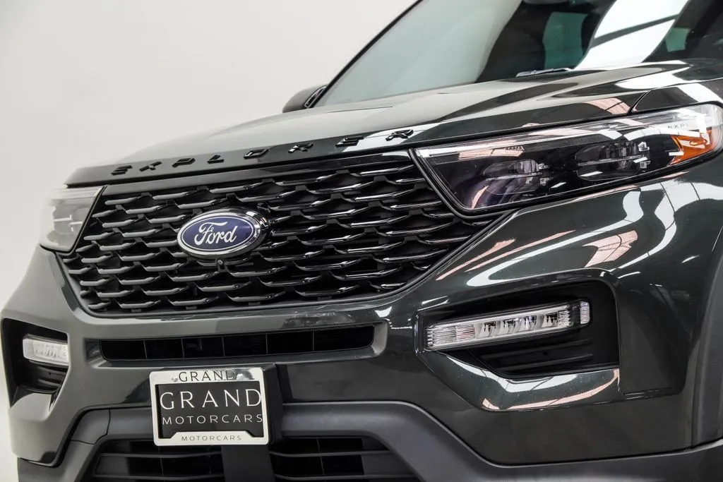 2023 Ford Explorer ST-Line, photo 2