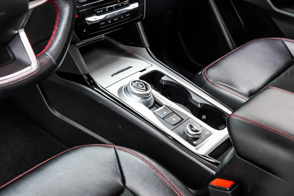 2023 Ford Explorer ST-Line, photo 22