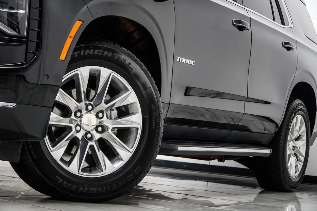 2025 Chevrolet Tahoe Premier, photo 2