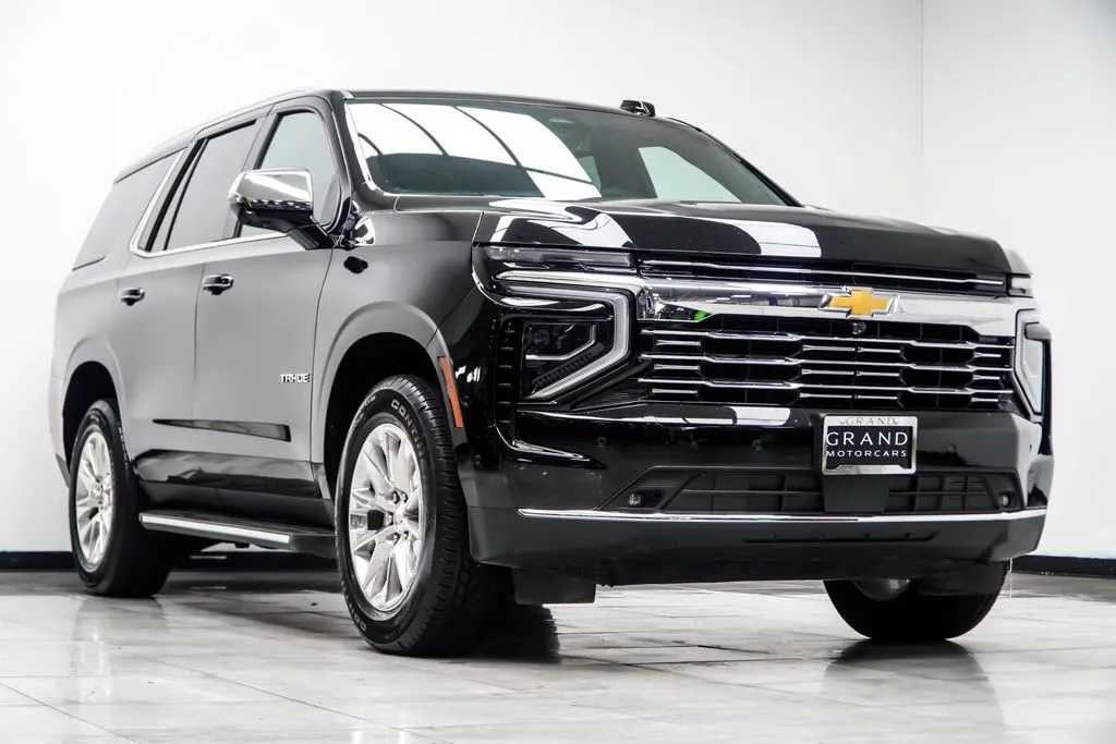 2025 Chevrolet Tahoe Premier, photo 3