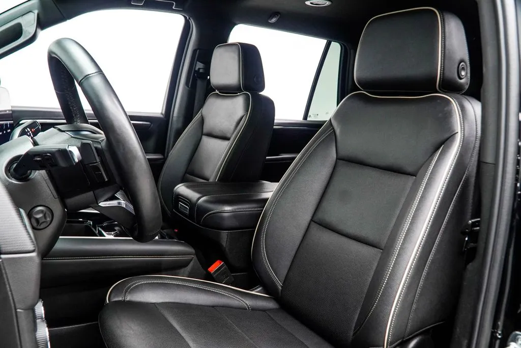 2025 Chevrolet Tahoe Premier, photo 38