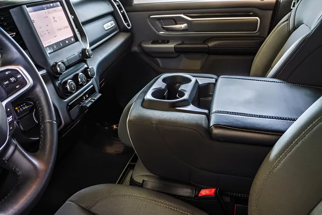 2022 Ram 1500 Big Horn/Lone Star, photo 2