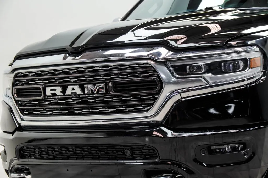 2020 Ram 1500 Limited, photo 2