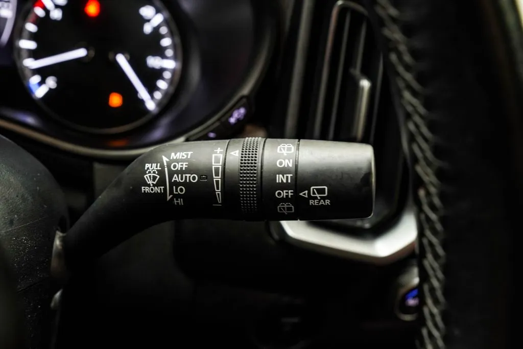 2025 Mazda CX-50 Hybrid Premium, photo 35