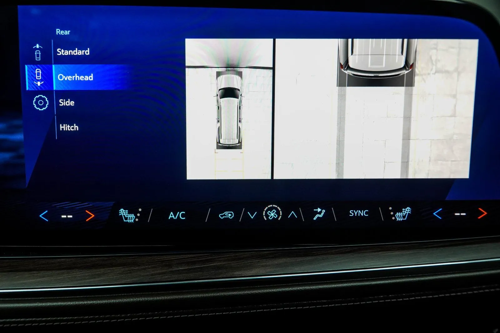 2025 Chevrolet Suburban LT, photo 26
