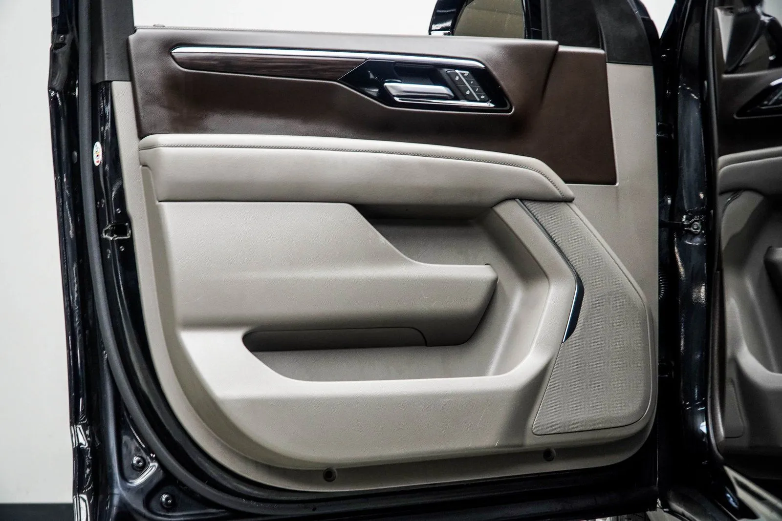 2025 Chevrolet Suburban LT, photo 36
