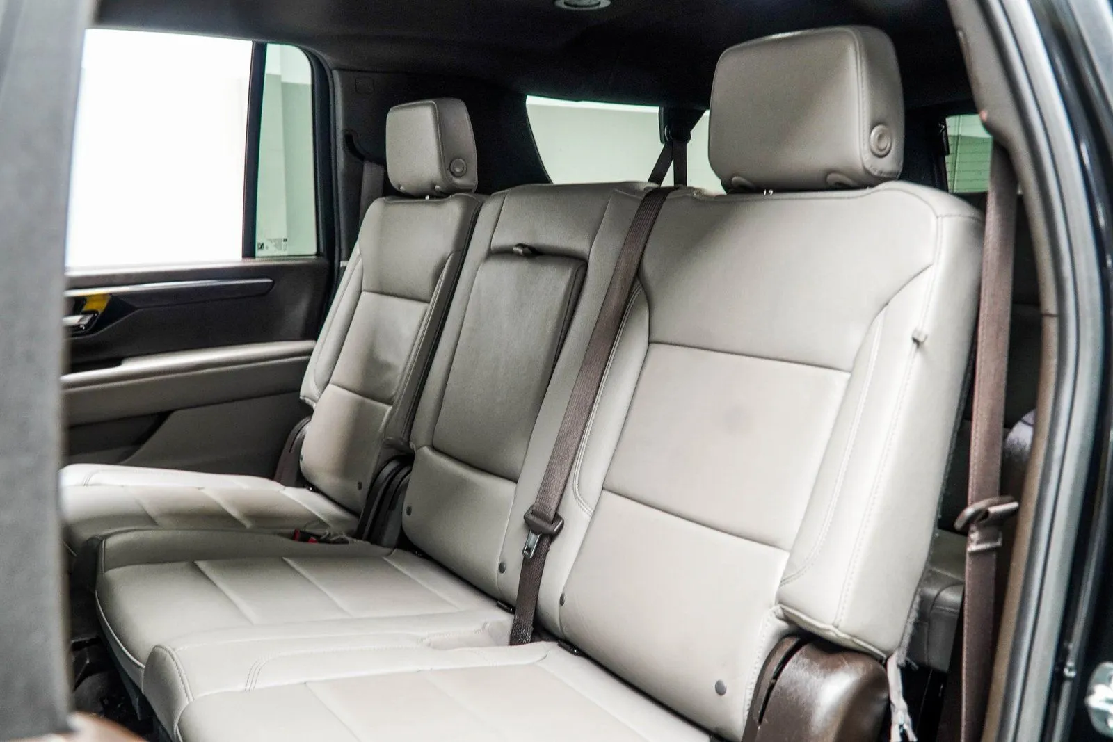 2025 Chevrolet Suburban LT, photo 42