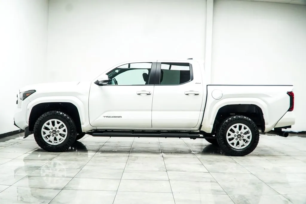 2024 Toyota Tacoma SR5, photo 9
