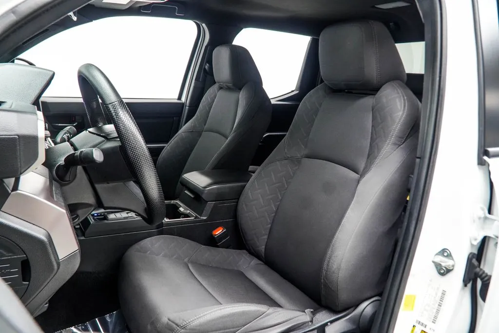 2024 Toyota Tacoma SR5, photo 31
