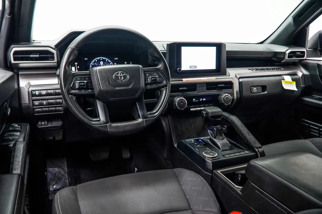2024 Toyota Tacoma SR5, photo 15