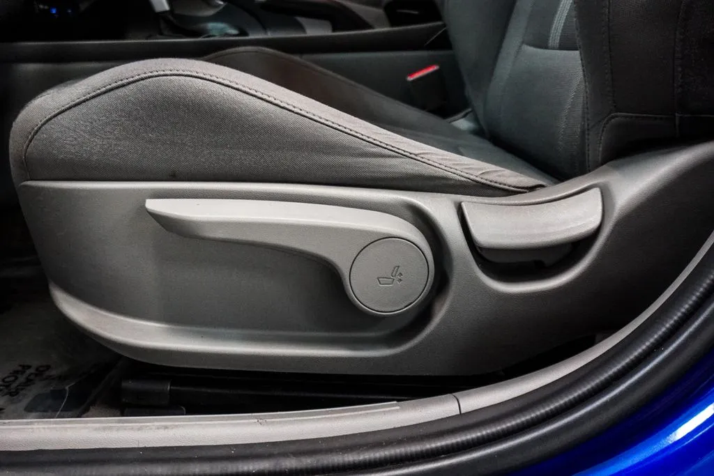2024 Hyundai Elantra SE, photo 4