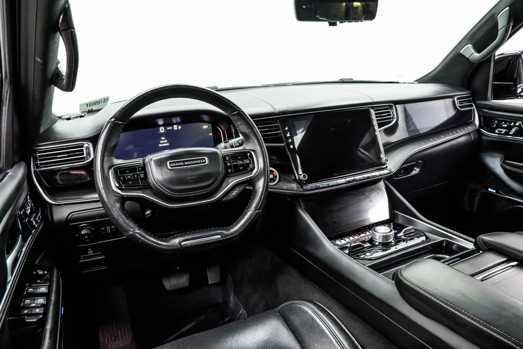2024 Jeep Grand Wagoneer L Series II, photo 2